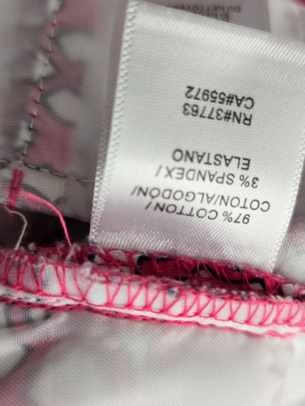 Laundry by shelli segal pink white geomatric print shorts size 10 EUC - Picture 10 of 10